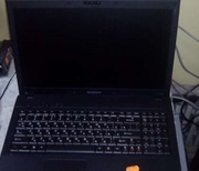 Продаю нерабочий ноутбук Lenovo G565.
