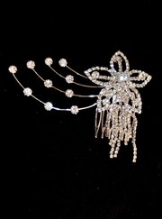 Диадемы и тиары в наличии и под заказ.