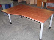 столы компьютерные б.у.