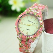 Часы Geneva + БЕСПЛАТНАЯ ДОСТАВКА!