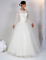 Прокат шикарних свадебных платьев в Киеве для найпрекраснейших невест.