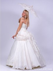 Продажа свадебных платьев,  новые модели,  модные фасоны,  пышные платья.