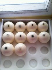 продам по штучно бильярдные шары Aramith
