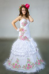 Прокат,  аренда свадебных платьев.