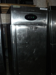 Продам холодильный шкаф бу Tefcold RK 710