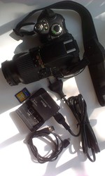 Продам фотоаппарат Nikon D40 с объективом