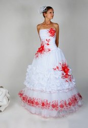Свадебные платья для стильных и неповторимых невест,  с вышивкой