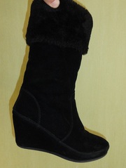 Продам сапожки 36р. (стелька 23см)
