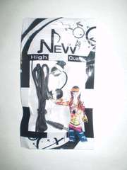 Черные наушники-вакуумные.