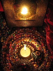 Парфюмированные свечи из Индии. Магия тепла