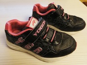 Продам кроссовочки 29р. (стелька вся 18, 5см)