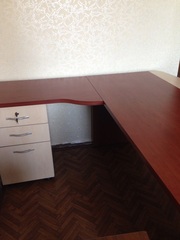 Столы офисные новые в упаковке