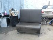 Продам черный диван с высокой спинкой бу для кафе баров ресторанов 