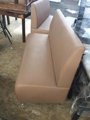 Продам  бежевые  диваны бу  для кафе,  ресторана 