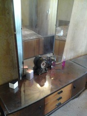 Трюмо из импортного немецкого гарнитура 