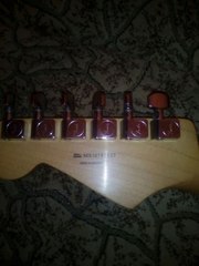 Продам недлорого хорошую гитару