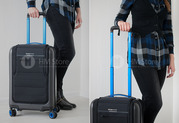 Купить умный чемодан дорожный на колесах Bluesmart One с GPRS!