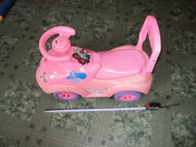 Продам машинку каталку б/у