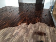 Паркет горіховий (пропарений),  масивна дошка з горіха