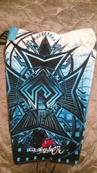 Продам шорты Quiksilver mma