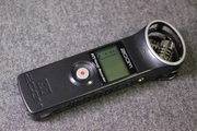 Продам диктофон Zoom H1