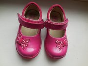 Продам туфельки Clarks