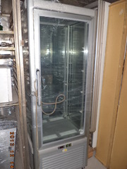 Кондитерская вертикальная витрина Cold Master бу!