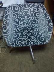 Кресло тканевое б.у для кафе,  бара,  ресторана. 
