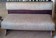 Диван б/у для кафе,  бара,  ресторана,  закусочной. 