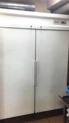 Срочно холодильный шкаф б/у  Polair CM114-S среднетемпературный