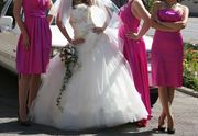 Свадебное платье в прнкрасном состоянии на 5