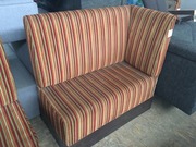 Диван б/у в полоску тканевый