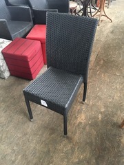 Стул из ротанга б/у