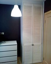 Жалюзийный шкаф в прихожую