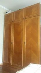 Срочно продам шкаф б/у   тумба под телевизор