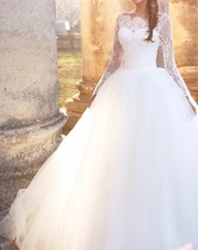 Красивое,  модное свадебное платье