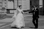 Продам СЧАСТЛИВОЕ очаровательное-белоснежное платье невесты