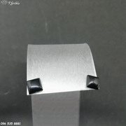 Чёрные квадратные серьги