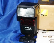Фотовспышка .. Nikon Speedlight SB-600 ..