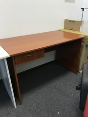 Офисные столы