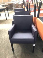 Продам б/у фиолетовое кресло для кафе,  баров