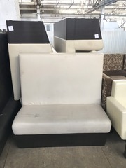 Бу диван бежевый с высокой спинкой для ресторанов,  баров