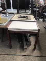 Продам бу светлый раздвижной стол