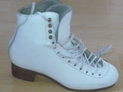 Коньки профессиональные