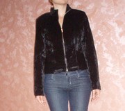 Продам новую курточку из искуственного меха