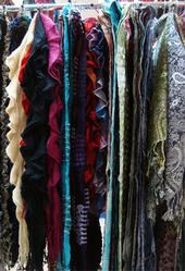 Шарфы мелким оптом от 35 до 65 грн.