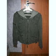 Продам куртку