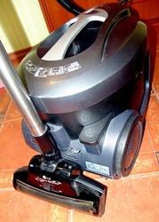 пылесос моющий Б/У,  семь в одном