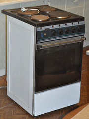 Продам электроплита Веста 98 года б/у