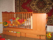 Кровать с ящиками и комодом Мах. Drewex.